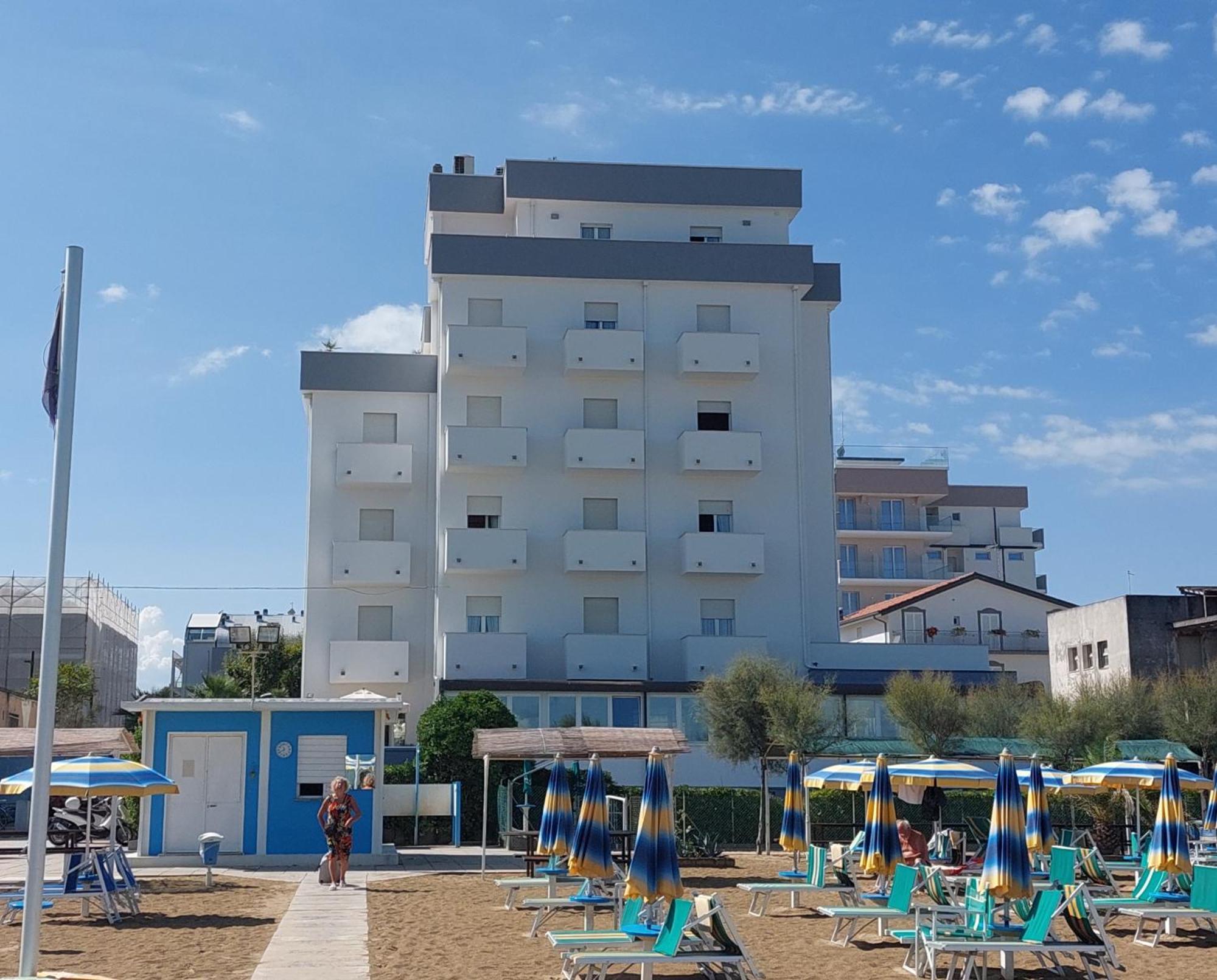 Hotel Driade Sul Mare Римини Экстерьер фото